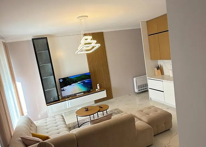 Ajmen Centre Apartment *