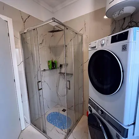 Ajmen Centre Apartamento *